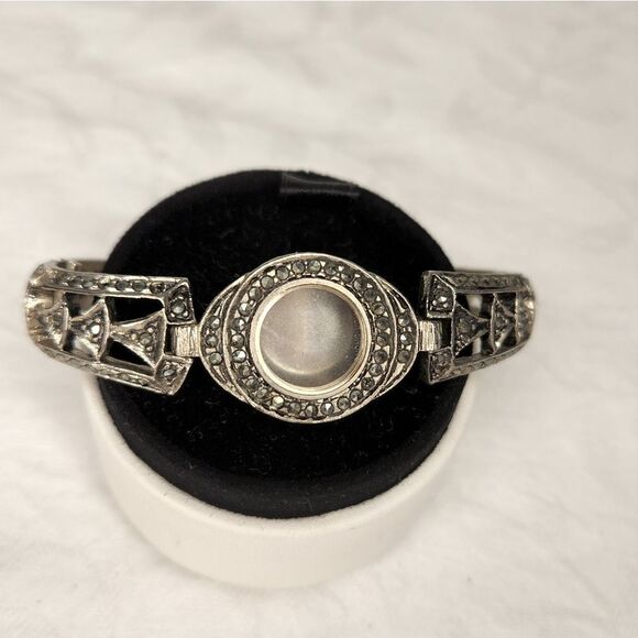 Vintage Jewelry - Vintage marcasite bracelet watch